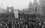 Manifestació a Barcelona pel Tancament de Caixes Manifestació a Barcelona pel Tancament de Caixes