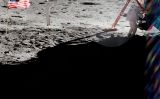 Una de les poques imatges que mostren Neil Armstrong a la Lluna. La majoria mostren el seu company, Buzz Aldrin Una de les poques imatges que mostren Neil Armstrong a la Lluna. La majoria mostren el seu company, Buzz Aldrin