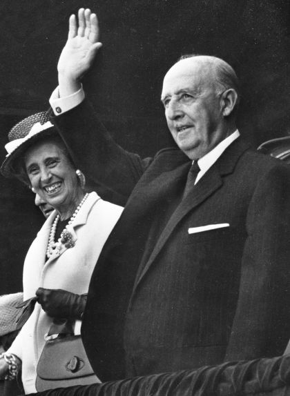 Francisco Franco i Carmen Polo el 30 de maig de 1968 Francisco Franco i Carmen Polo el 30 de maig de 1968