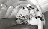 El Programa Mercury va ser el primer projecte de la NASA, l’any 1958. A la imatge, astronautes entrenant-se a gravetat zero El Programa Mercury va ser el primer projecte de la NASA, l’any 1958. A la imatge, astronautes entrenant-se a gravetat zero