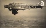 Un avió Savoia-Marchetti S 81 sobrevolant Espanya Un avió Savoia-Marchetti S 81 sobrevolant Espanya