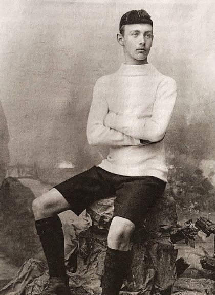 Retrat de Hans Gamper l'any 1896 durant la seva etapa com a futbolista Retrat de Hans Gamper l'any 1896 durant la seva etapa com a futbolista