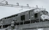 La policia registra els dos primers vagons del tren de Glasgow La policia registra els dos primers vagons del tren de Glasgow
