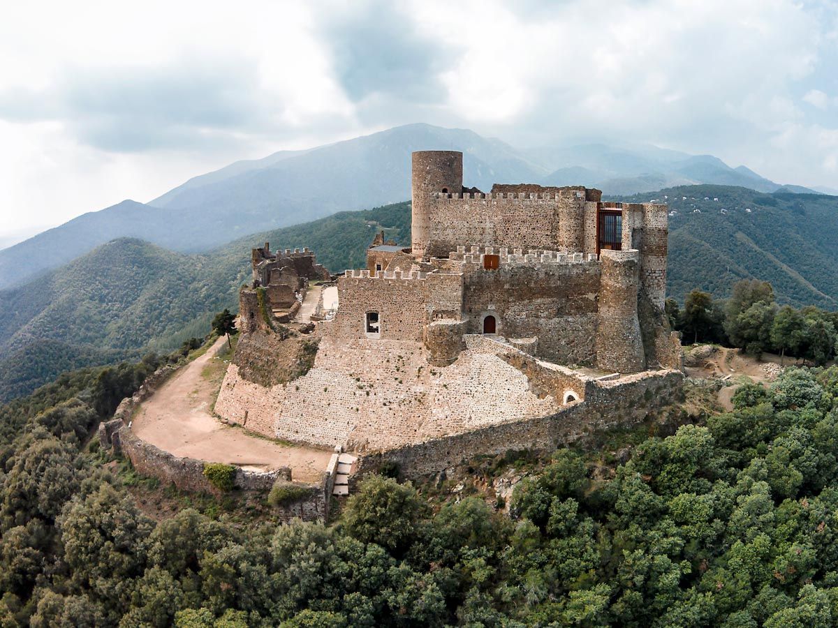 El castell de Montsoriu, punt de partida de la ruta militar dels vescomtes de Cabrera