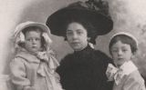 Retrat de Maria Pi i Sunyer Retrat de Maria Pi i Sunyer