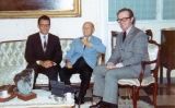 Casals entrevistat a casa seva per Jacobo Zabludovsky i Enrique Gimeno, l'any 1970 Casals entrevistat a casa seva per Jacobo Zabludovsky i Enrique Gimeno, l'any 1970