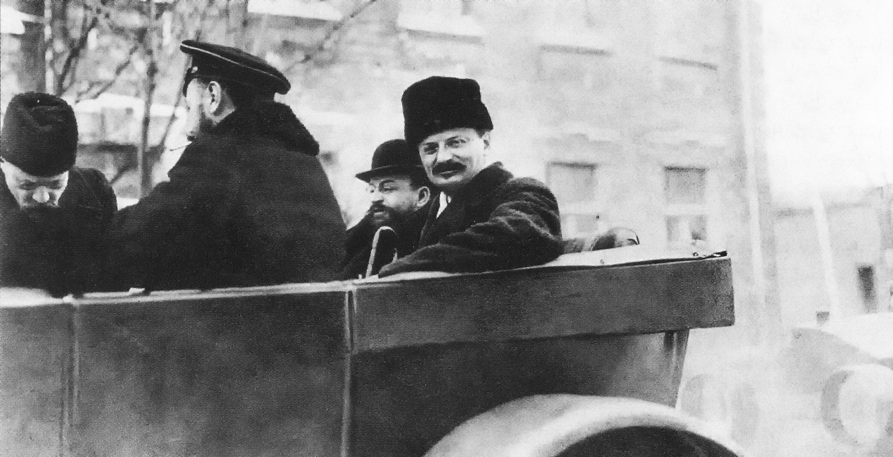 Lev Trotski a Petrograd, l'hivern de 1918
