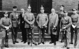 Adolf Hitler amb altres acusats durant el seu judici pel putsch de Munic Adolf Hitler amb altres acusats durant el seu judici pel putsch de Munic