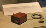 El primer prototip de ratolí de Douglas Engelbart's