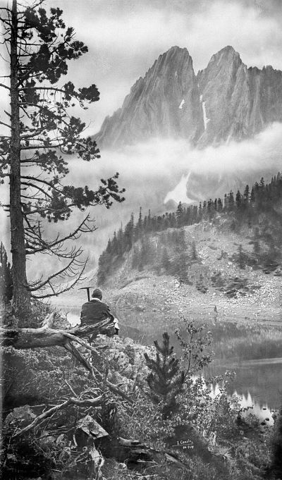 Els Encantats, el 1920 Els Encantats, el 1920