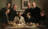 D'esquerra a dreta, a la filera del darrere, Frank Barlow, Grafton Elliot Smith, Charles Dawson i Arthur Smith Woodward. Al davant, A.S Underwood, Arthur Keith, William Plane Pycraft i Ray Lankester D'esquerra a dreta, a la filera del darrere, Frank Barlow, Grafton Elliot Smith, Charles Dawson i Arthur Smith Woodward. Al davant, A.S Underwood, Arthur Keith, William Plane Pycraft i Ray Lankester