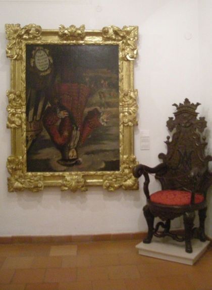 Retrat de Felip V cap per avall que es conserva al Museu de l'Almodí de Xàtiva (València) Retrat de Felip V cap per avall que es conserva al Museu de l'Almodí de Xàtiva (València)