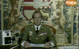 Captura de pantalla del discurs televisat del rei Joan Carles I posterior al cop d'Estat de Tejero, el 23 de febrer de 1981 Captura de pantalla del discurs televisat del rei Joan Carles I posterior al cop d'Estat de Tejero, el 23 de febrer de 1981