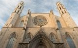 Façana de la basílica de Santa Maria del Mar Façana de la basílica de Santa Maria del Mar