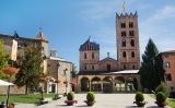 El monestir de Santa Maria de Ripoll El monestir de Santa Maria de Ripoll
