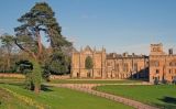 L'abadia de Newstead, al comtat de Nottingham L'abadia de Newstead, al comtat de Nottingham