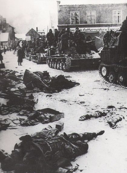 Soldats soviètics durant l'ofensiva Vístola-Oder a Polònia l'any 1945 Soldats soviètics durant l'ofensiva Vístola-Oder a Polònia l'any 1945