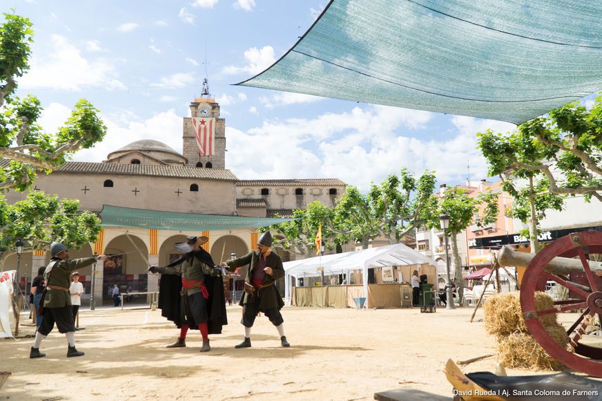Recreació històrica durant una edició anterior de la Festa de la Revolta dels Segadors de Santa Coloma de Farners