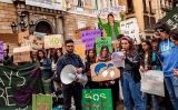 Protesta del 'Fridays for future' a la plaça de Sant Jaume de Barcelona Protesta del 'Fridays for future' a la plaça de Sant Jaume de Barcelona