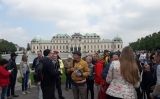 El grup al Palau Belvedere de Viena El grup al Palau Belvedere de Viena