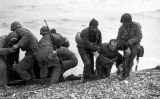 Soldats ferits a la platja d'Utah durant el desembarcament de Normandia Soldats ferits a la platja d'Utah durant el desembarcament de Normandia