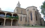 El monestir de Santa Maria de les Avellanes El monestir de Santa Maria de les Avellanes