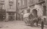 Fotografia de la plaça de l'Oli de Barcelona el 1908, una de les imatges exposades a 'La ciutat dels passatges. Abans de la Via Laietana' Fotografia de la plaça de l'Oli de Barcelona el 1908, una de les imatges exposades a 'La ciutat dels passatges. Abans de la Via Laietana'