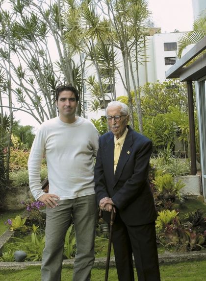 El periodista Jordi Finestres amb Ramon de Colubí l'any 2003, a Caracas (Veneçuela) El periodista Jordi Finestres amb Ramon de Colubí l'any 2003, a Caracas (Veneçuela)