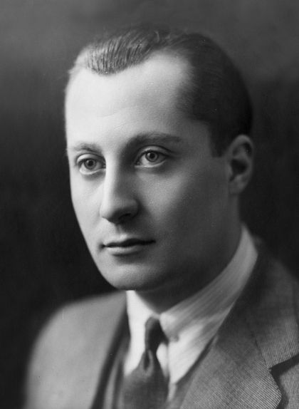 1024px FOTOGRAFIA DE JOSE ANTONIO PRIMO DE RIVERA 2