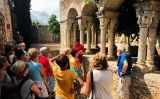 Visita guiada sobre Ramon Muntaner al claustre de Peralada