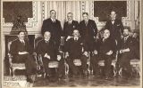 Fotografia del 1918 del govern de Romanones (assegut al centre) Fotografia del 1918 del govern de Romanones (assegut al centre)