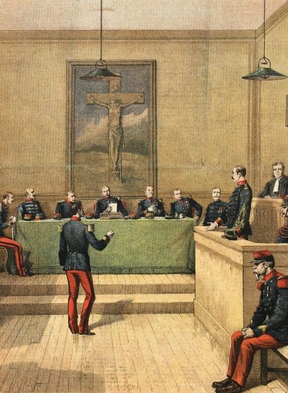 Il·lustració del primer consell de guerra a Alfred Dreyfus, publicada a la portada de 'Le Petit Journal' del 23 de desembre de 1894 Il·lustració del primer consell de guerra a Alfred Dreyfus, publicada a la portada de 'Le Petit Journal' del 23 de desembre de 1894