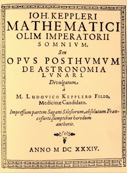 Portada de l'obra de Johannes Kepler, 'El somni o astronomia lunar a la cort imperial de Rodolf II'