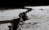 Terra partida per un terratrèmol
