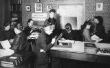 Algunes de 'les computadores de Harvard' l'any 1890. A la imatge, s'hi veuen Henrietta Swan Leavitt (tercera a l'esquerra) o l'exminyona Williamina Fleming (al mig, dreta) Algunes de 'les computadores de Harvard' l'any 1890. A la imatge, s'hi veuen Henrietta Swan Leavitt (tercera a l'esquerra) o l'exminyona Williamina Fleming (al mig, dreta)