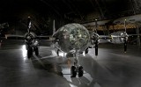 L''Enola Gay', el bombarder des del qual es va llançar la bomba atòmica a l'Smithsonian National Air and Space Museum de Virgínia L''Enola Gay', el bombarder des del qual es va llançar la bomba atòmica a l'Smithsonian National Air and Space Museum de Virgínia