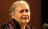 Doris Lessing en una imatge de 2006 Doris Lessing en una imatge de 2006