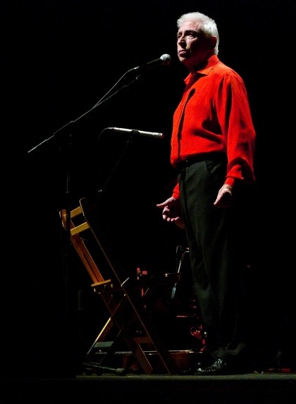 Raimon, en un concert a Sueca (València) el 20 de novembre de 2009 Raimon, en un concert a Sueca (València) el 20 de novembre de 2009