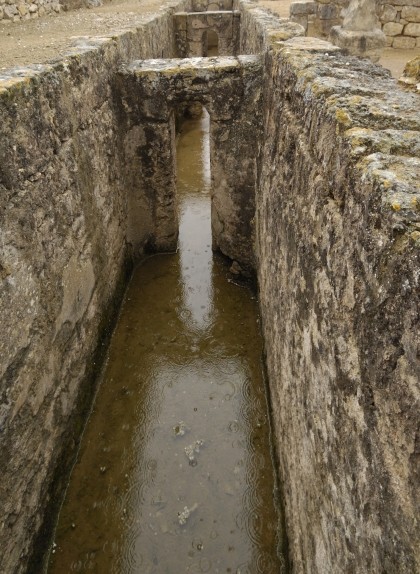 Les cisternes d'Empúries Les cisternes d'Empúries