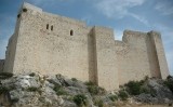 Les muralles del castell de Miravet fan fins a 25 metres d'alçària Les muralles del castell de Miravet fan fins a 25 metres d'alçària