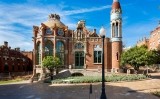 Un dels pavellons del Recinte Modernista de Sant Pau Un dels pavellons del Recinte Modernista de Sant Pau